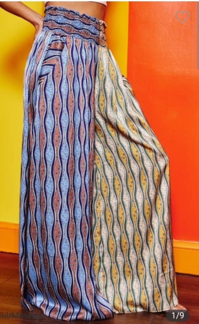 Pantalón pata de elefante estampado bicolor